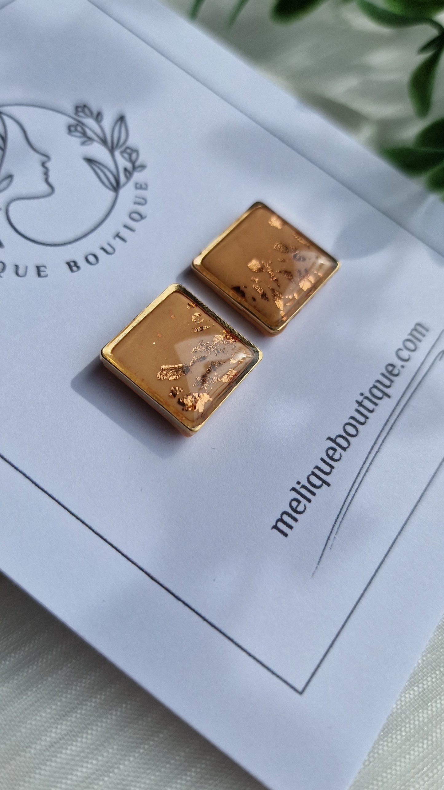 The Ophelia Studs - round&square