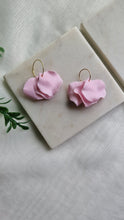 Load image into Gallery viewer, Soft Pink Petal Earrings
