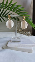 Load image into Gallery viewer, The Anastasia - Silky Ivory Gold Earrings
