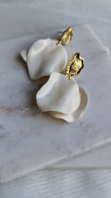 Load image into Gallery viewer, The Anastasia - Silky Ivory Gold Earrings
