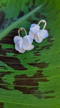 Load image into Gallery viewer, Ivory Mini Floral Stud
