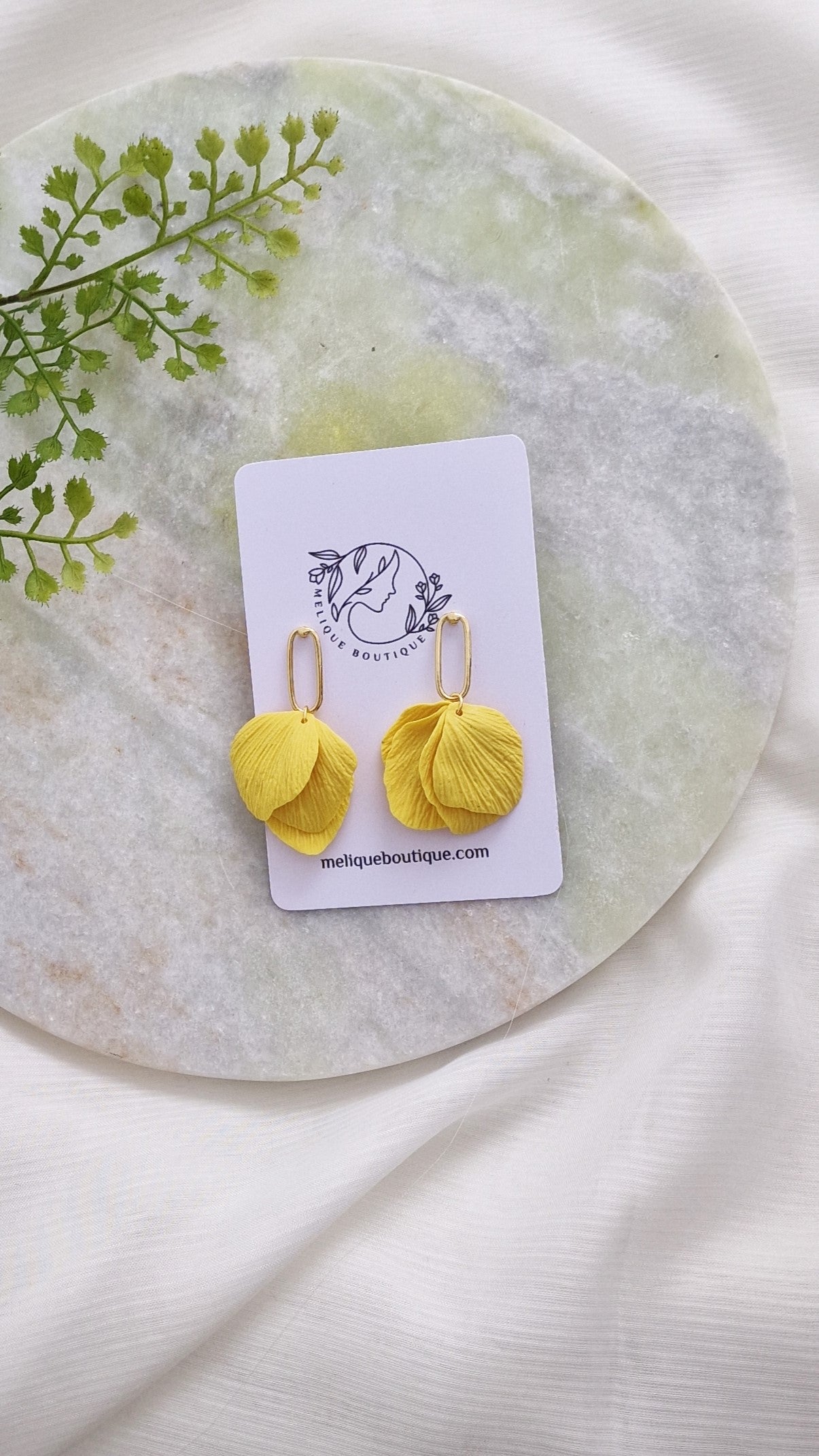 Solene - Textured Petal Earrings