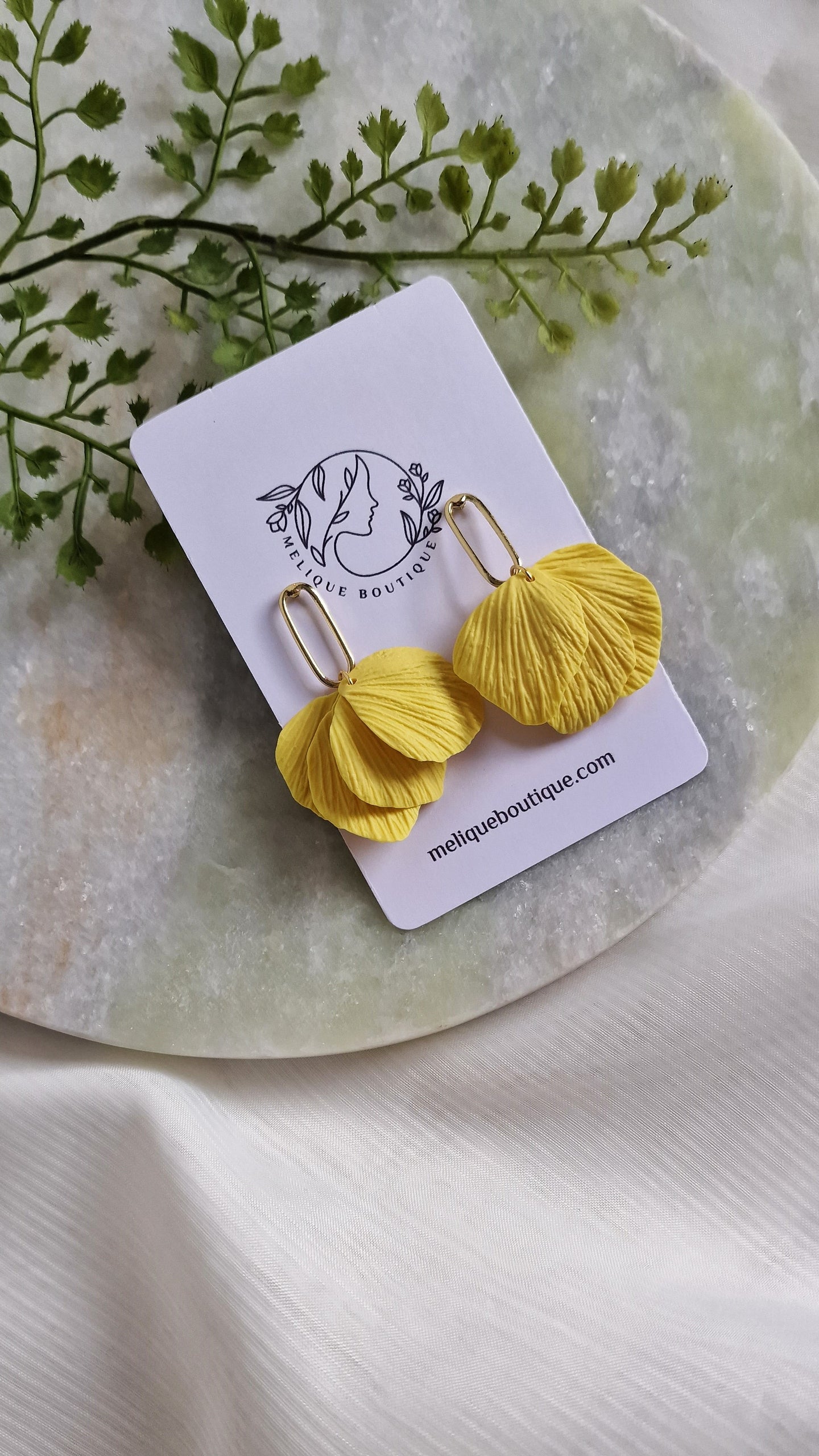 Solene - Textured Petal Earrings