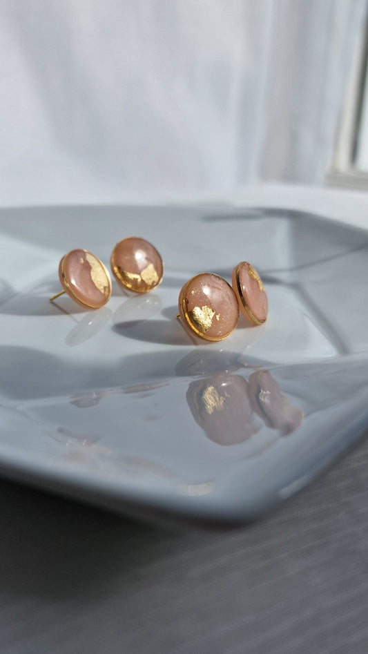 Soft Pearl Studs